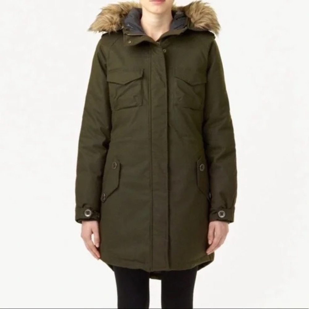 Aritzia Community Paradigm Parka
